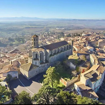 L'echapée Belle Maison De Village Climatisée De 45m2 à Proximité De Carcassonne,1 Chbre à L'étage Vue Panoramique Sur Les Pyrénées, Cuisine équipée,1salon,1 Sdb, Wifi, Parking Gratuit, Netflix,canal Sat, Fauteuil Massant *